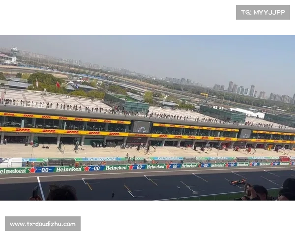 汉密尔顿:中国站氛围难忘,期待重返上海赛道 汉密尔顿:中国站氛围难忘,期待重返上海赛道