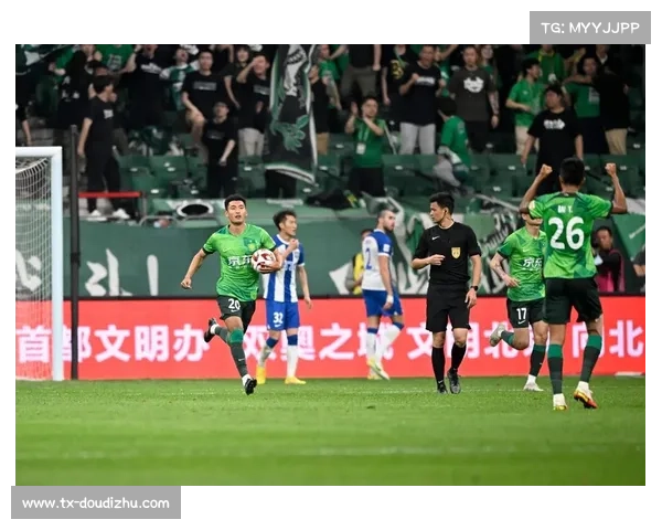 申花客场对阵津门虎,夺冠需取胜且寄望海港输球 申花客场对阵津门虎,夺冠需取胜且寄望海港输球