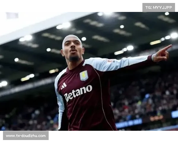 罗马官宣马伦租借加盟，合约附带2500万欧元买断选项。