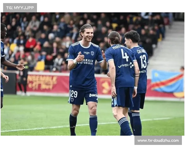 法国杯赛事:洛里昂迎战巴黎FC,主场强势能否抵挡黑马挑战?